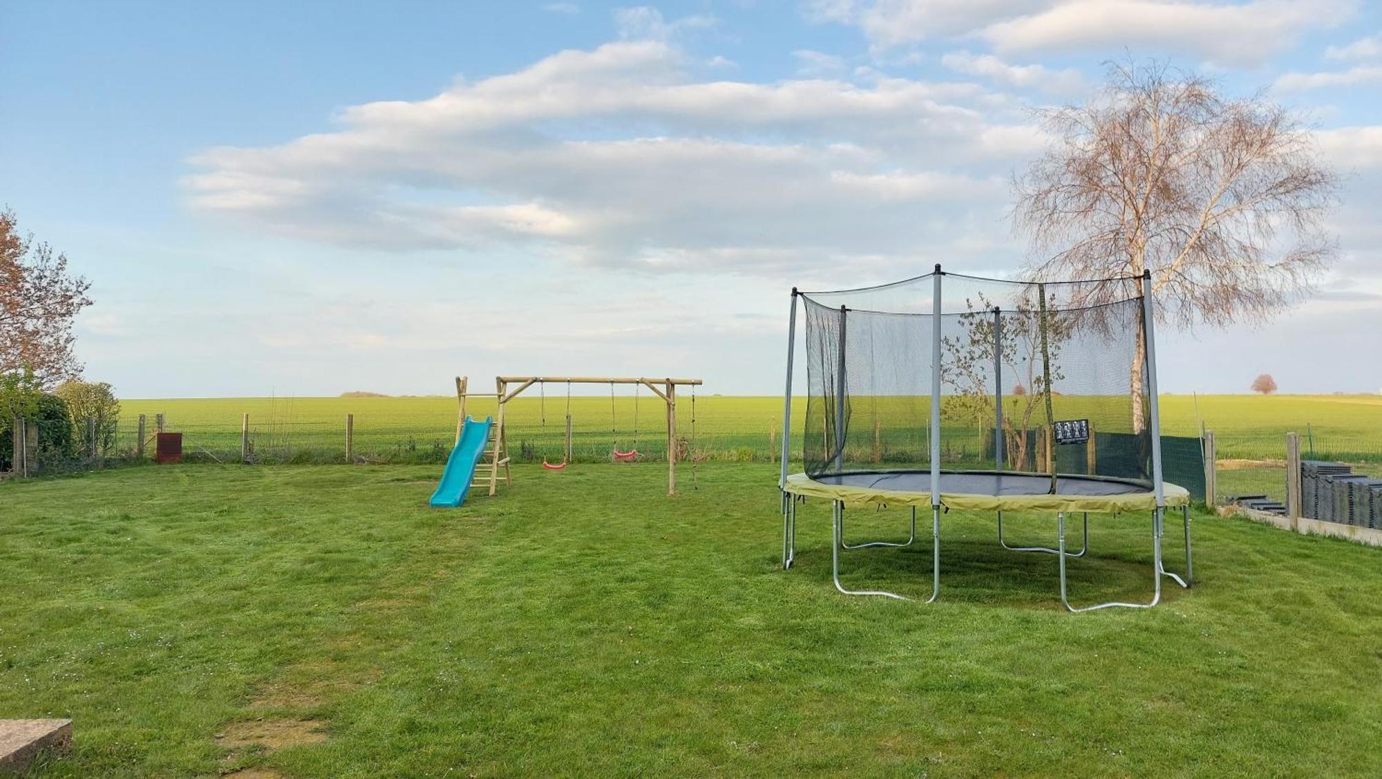 Maison De Vacances Situee Entre Liege, Tongres Et Vise Slins Exterior foto